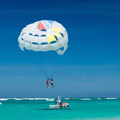 Two people parasailing at the Beach in Destin Florida